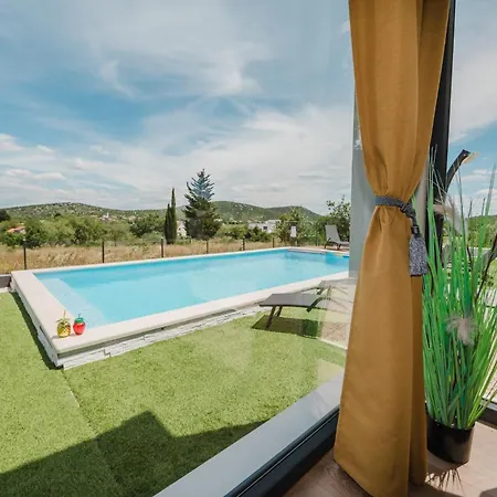 Holiday home Josipa's House Gacelezi