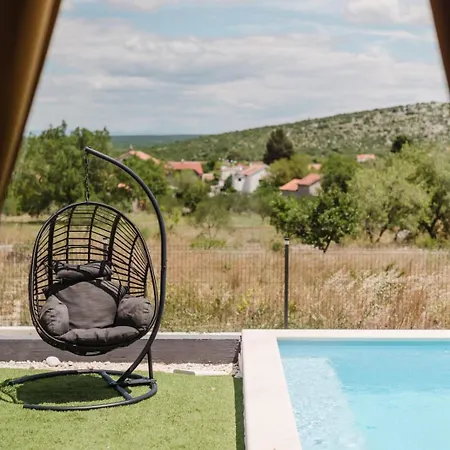 Josipa's House Holiday home Gacelezi