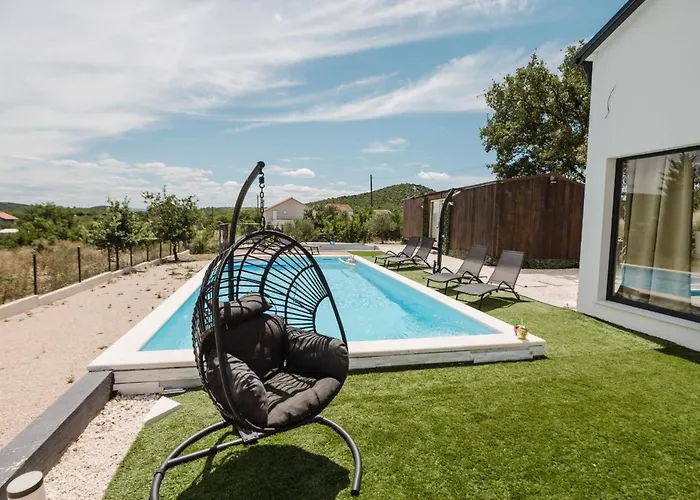 Vakantiehuis Josipa's House Gacelezi