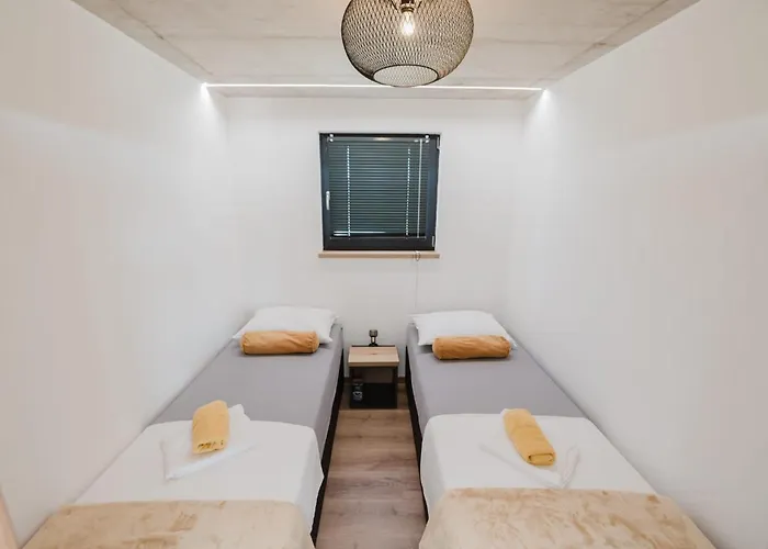 Josipa's House Gacelezi